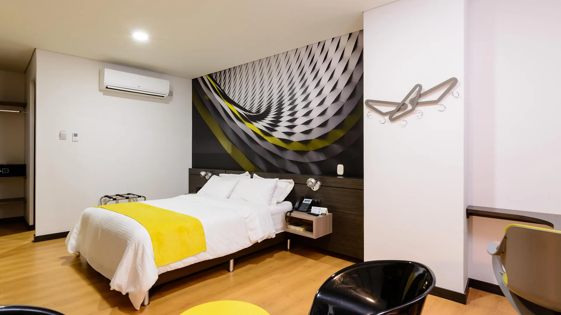 Hotel Vivre Medellín 3*,