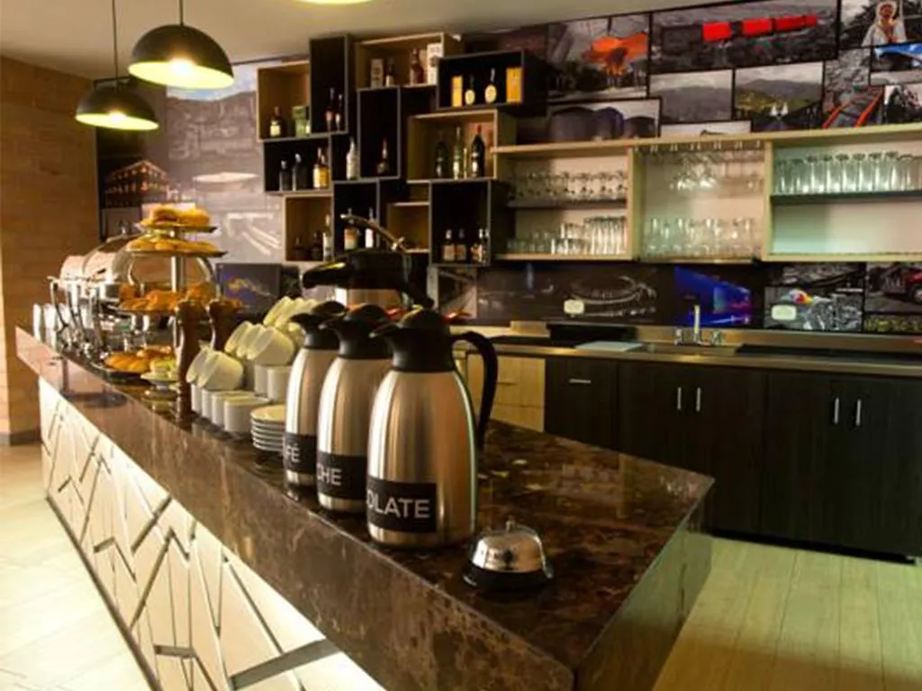 Hotel Vivre Medellín 3*,  Colombia