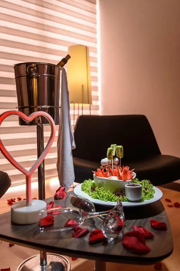 维乌尔酒店 麦德林